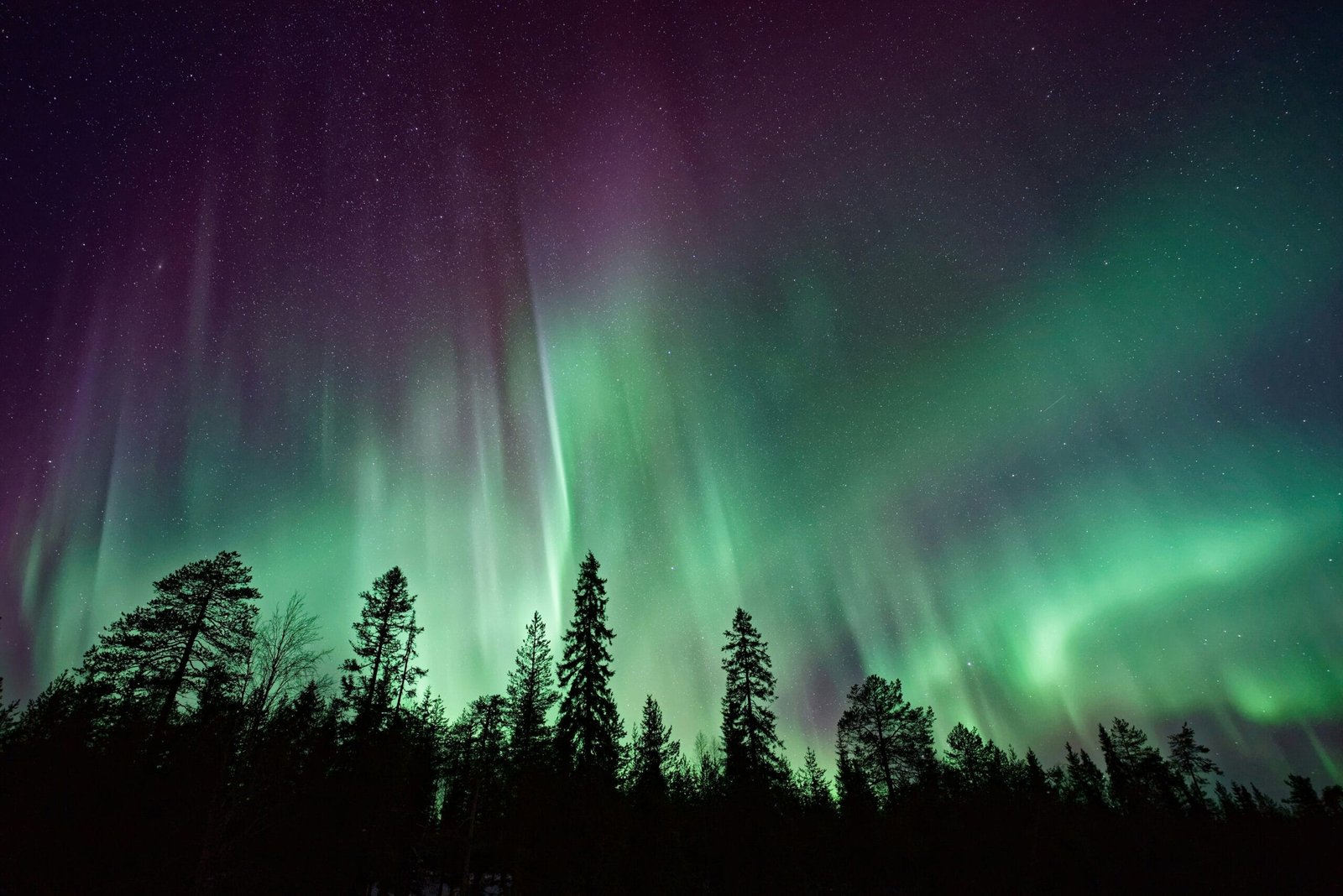 Best Way To See Northern Lights In Canada